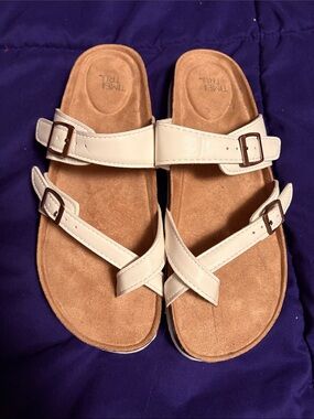 White Buckle Strap Sandals - Suede Footbed by Time & Tru size 8